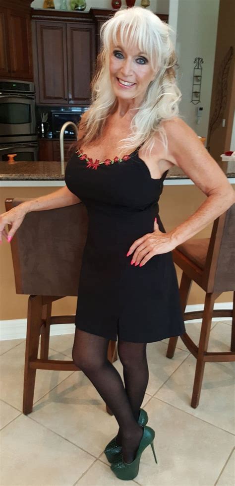 gilf mature|Mature Gilf Porn Videos 